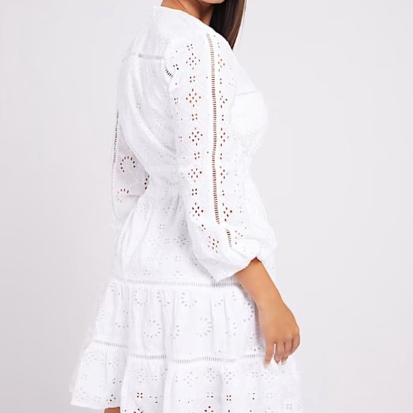 NWT GUESS White Eyelet Long Sleeve Mini Dress Size L - Picture 2 of 10